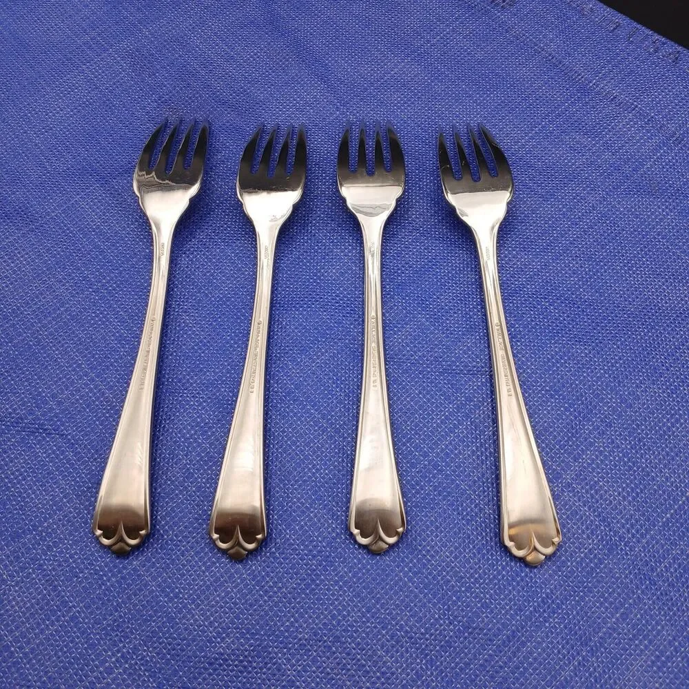 Wallace Lotus 18/8 Stainless Steel Set 4 SALAD Fork Flatware KOREA